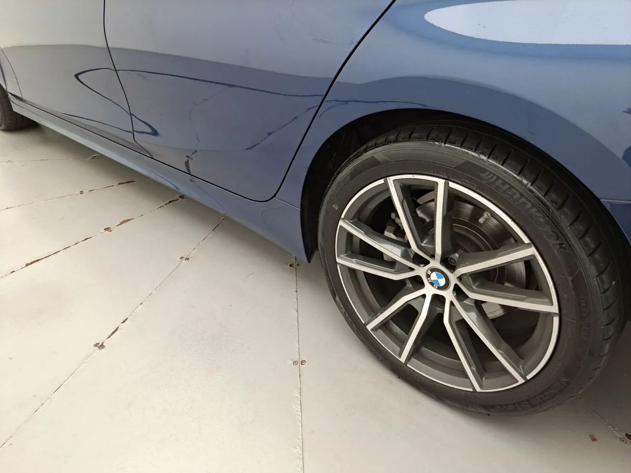 BMW Série 3 320i, foto 12 de 18