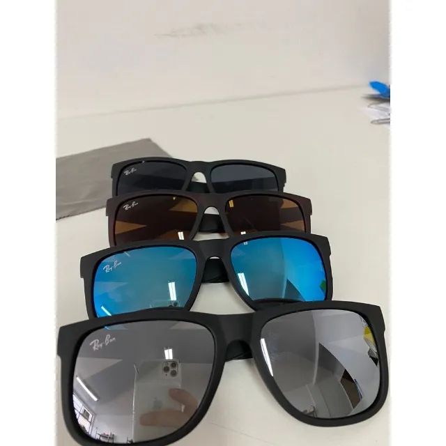Óculos de Sol Ray-Ban Justin - Luxo e Sofisticação - Foto 3