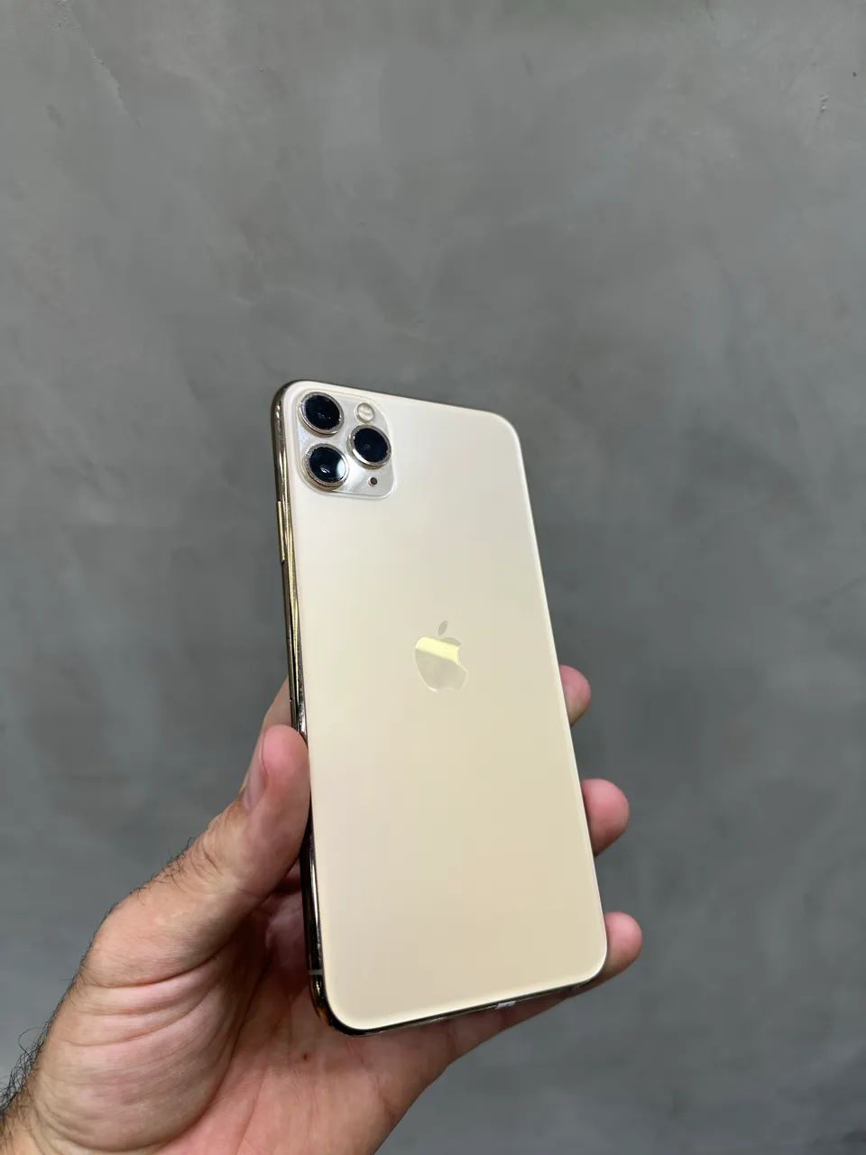 IPHONE 11 PRO MAX 64GB GOLD SEMI NOVO PROMOÇÃO TOP - Celulares e