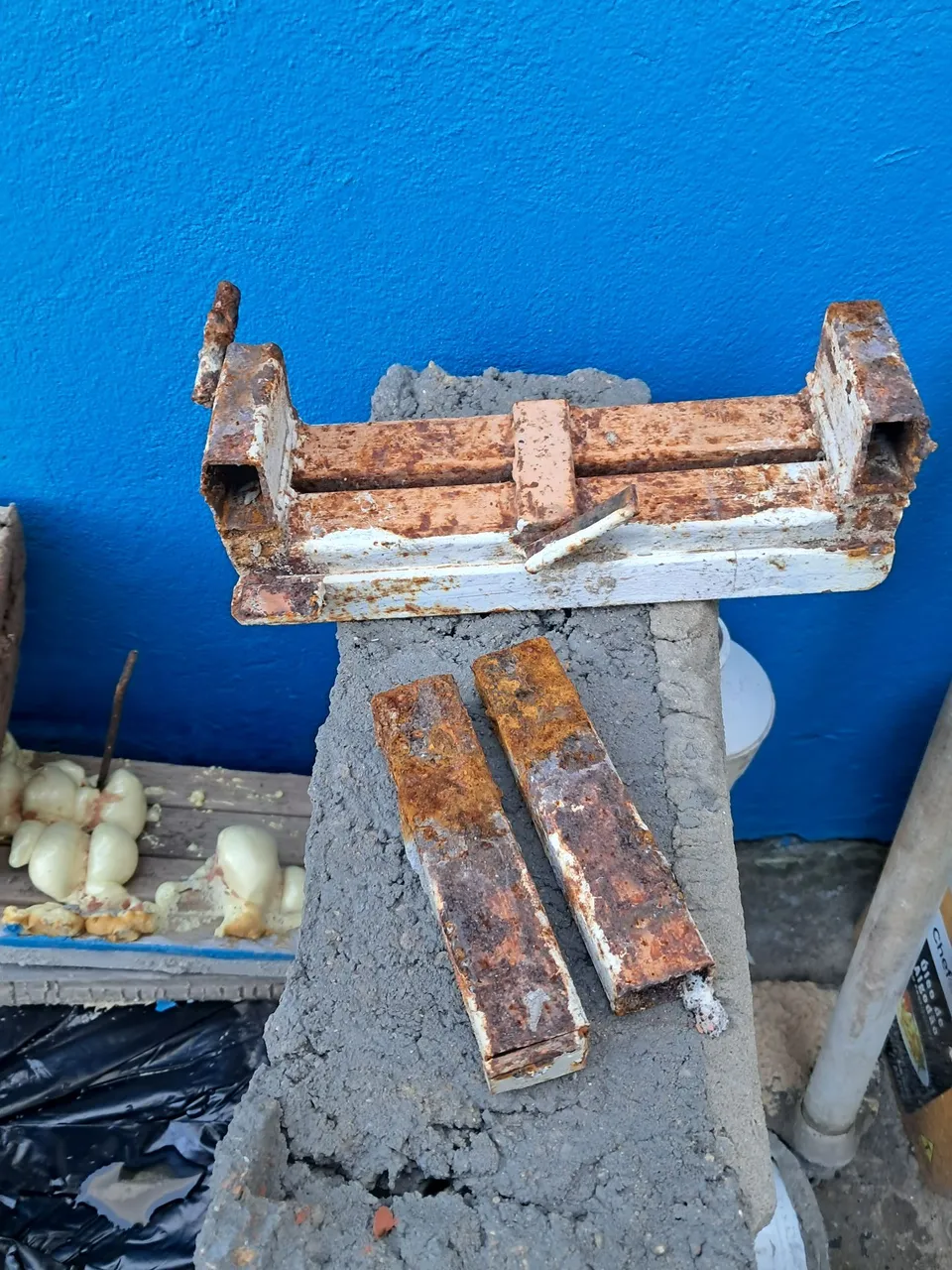 Grade de Ferro para Segurança Residencial - Acessórios