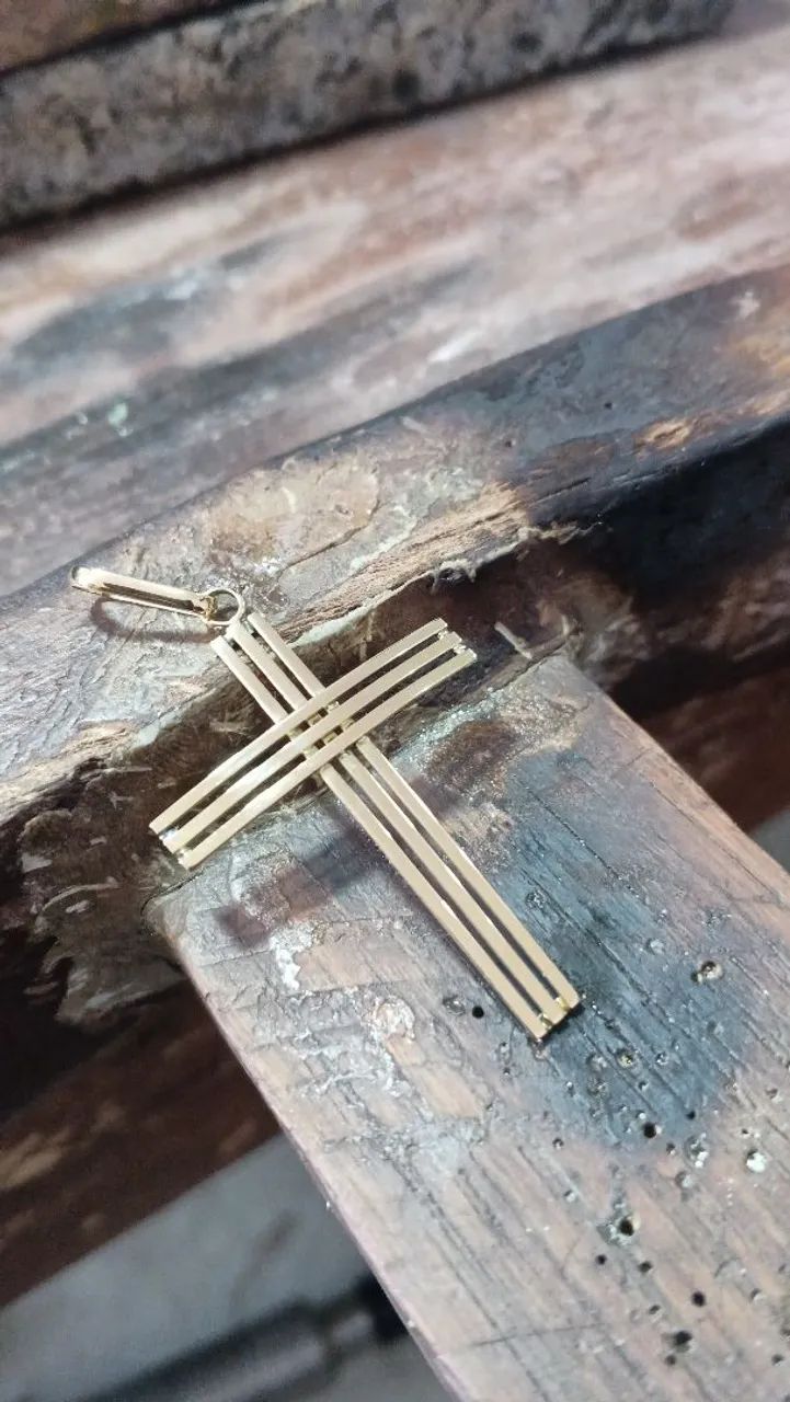 Pingente Cruz em Ouro 18k - Feito sob Encomenda - Foto 2