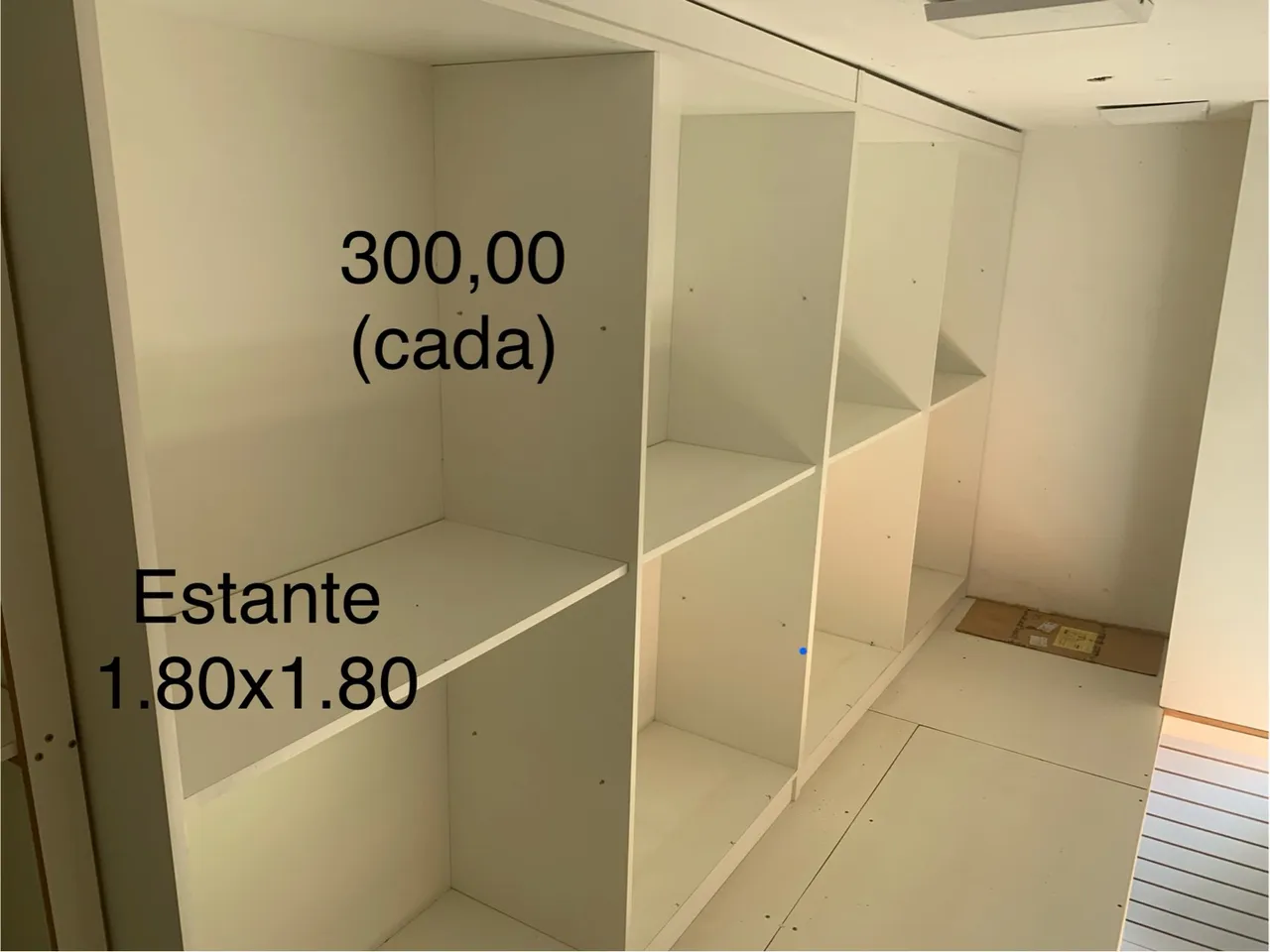Estante de Escritório 1.80x1.80 - R$300,00