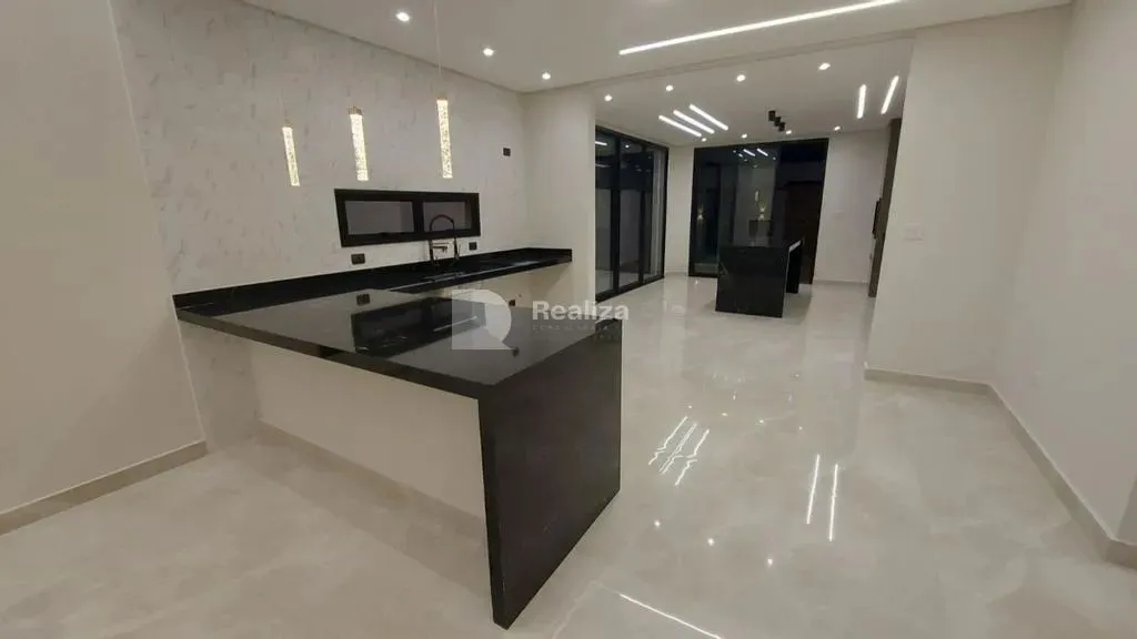 Casa à venda em Taubaté, Piracangaguá, com 3 quartos, com 192 m², Residencial OuroVille