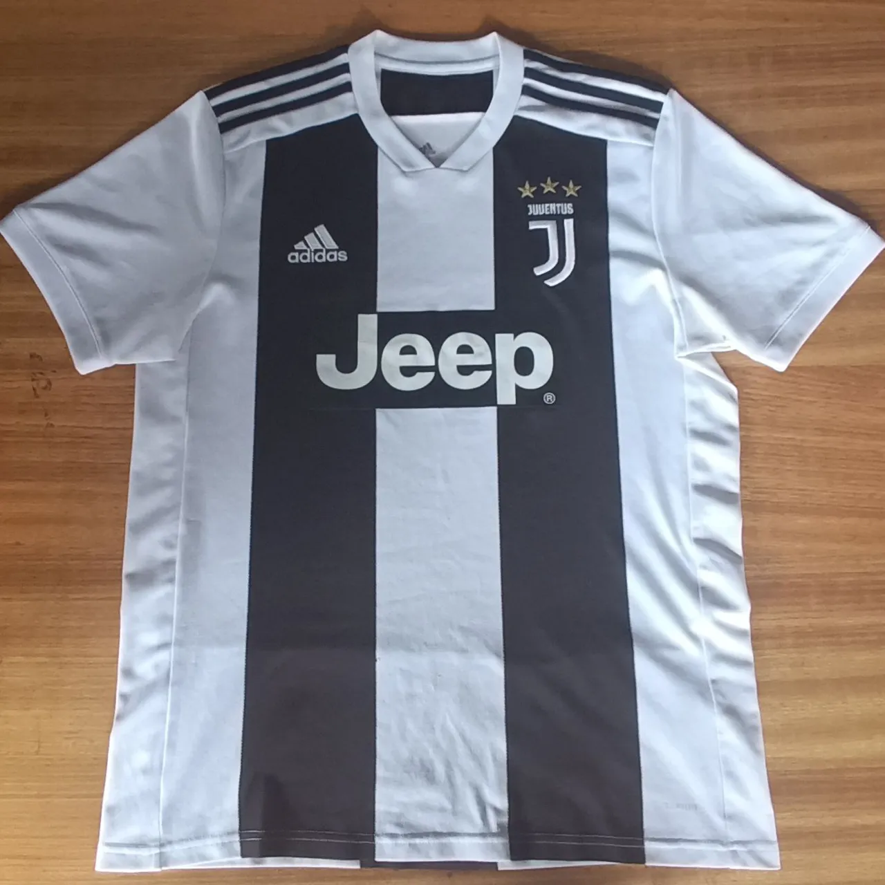 camisa original juventus turim 2018/19 M