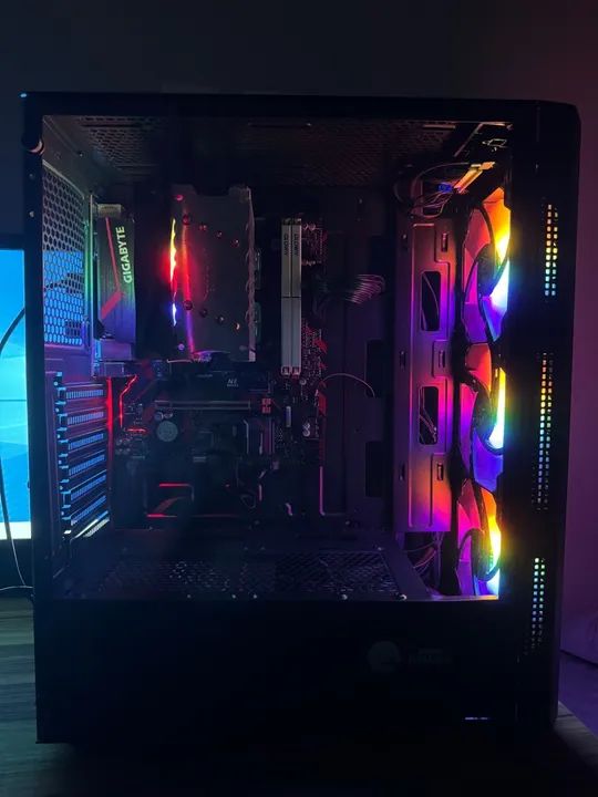 PC GAMER, B450m Gaming, RYZEN 5 5600 G, 16 GB DDR4, SSD NVME 250 GIGABYTE