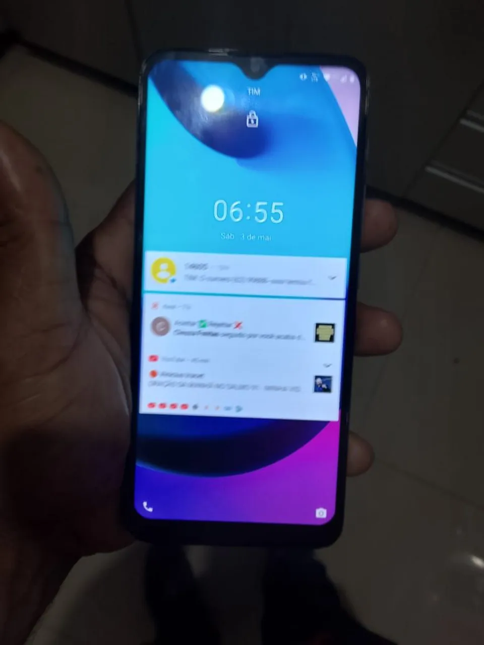 Vendo Motorola E 20 por210 reais