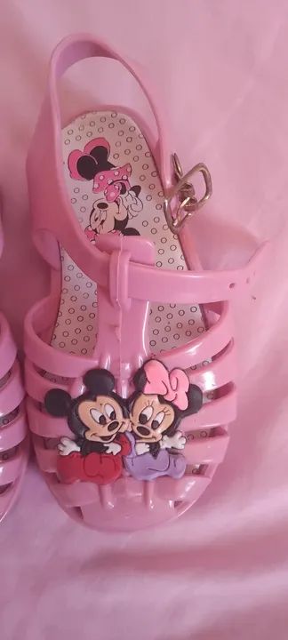 Sandálias Mickey e Minnie Bebê Rosa - Foto 5
