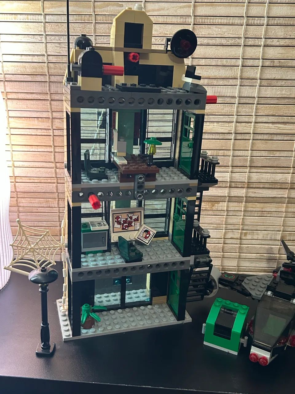 LEGO Spider-Man Homem Aranha Daily Bugle Raro 76005 - Foto 2