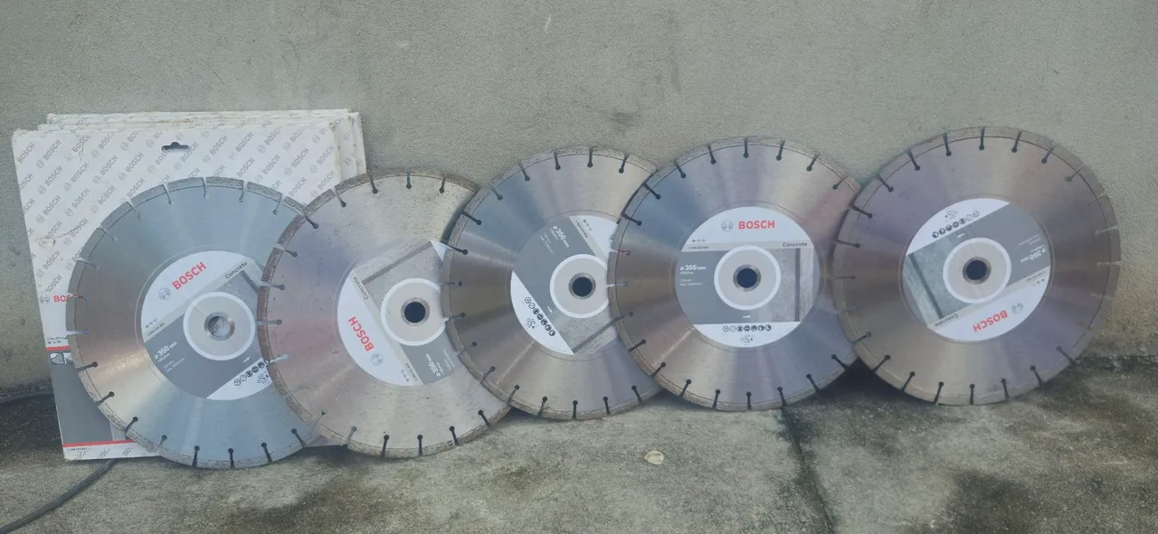 05 unidades de Discos de Corte para Concreto Bosch - 350mm