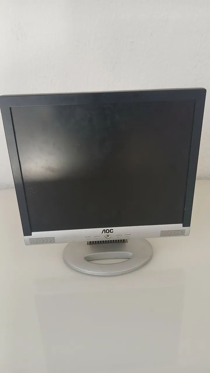 Monitor  AOC  (retirada de peças)