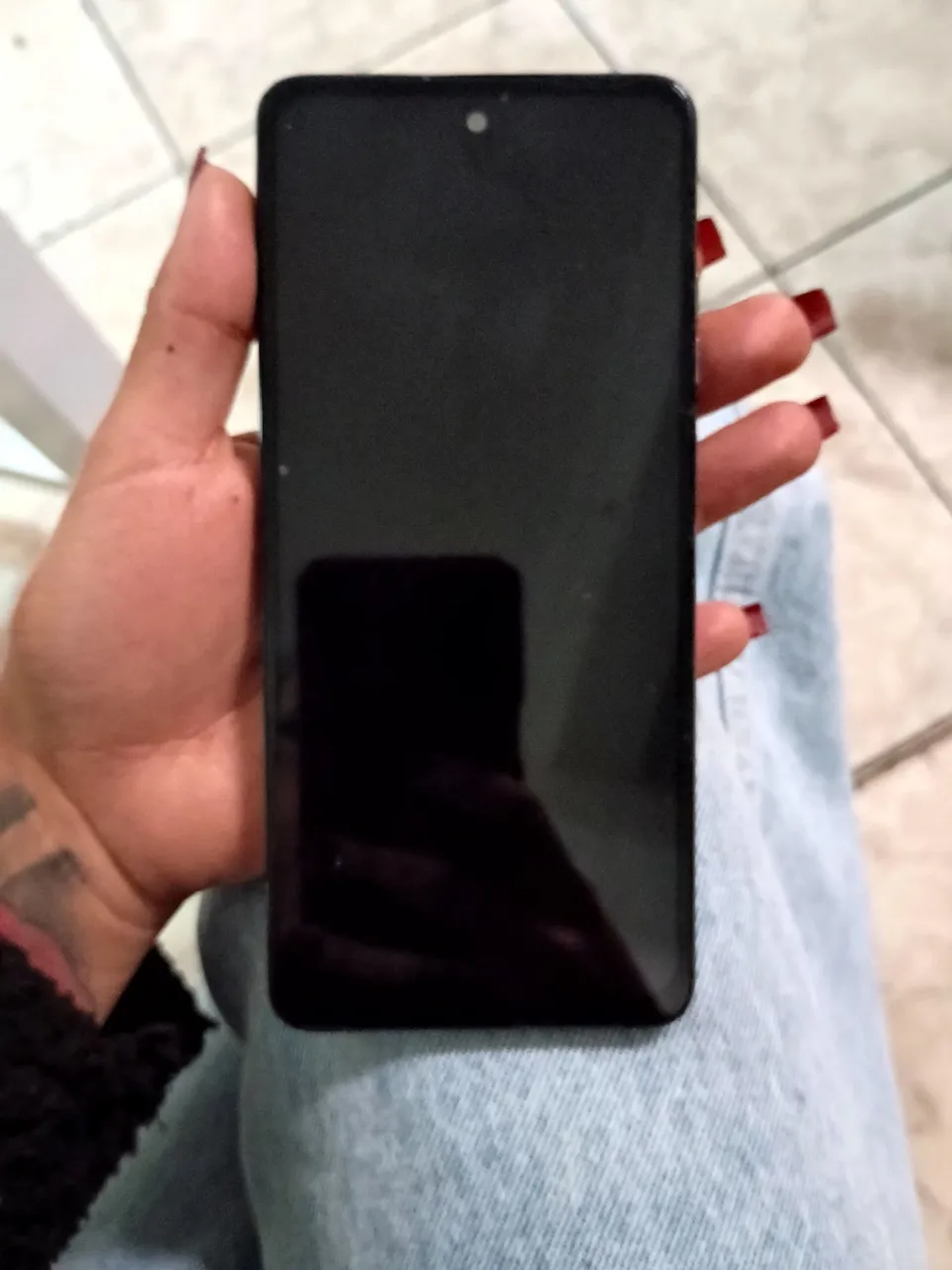 MotoG 24 128 gigas , somente marcas de uso