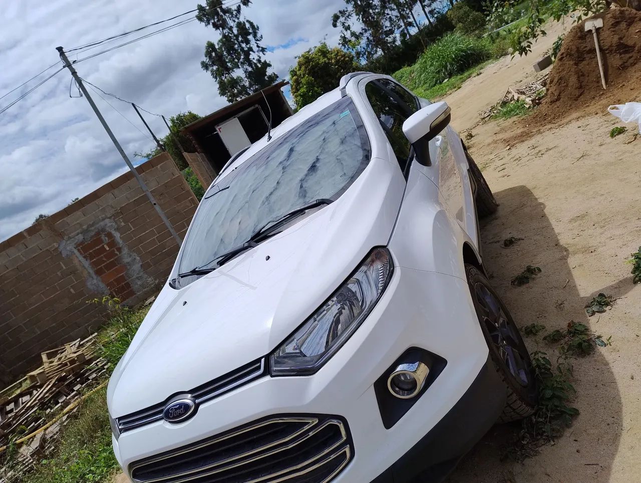 Vendo ou troco por carro do meu enterrese 