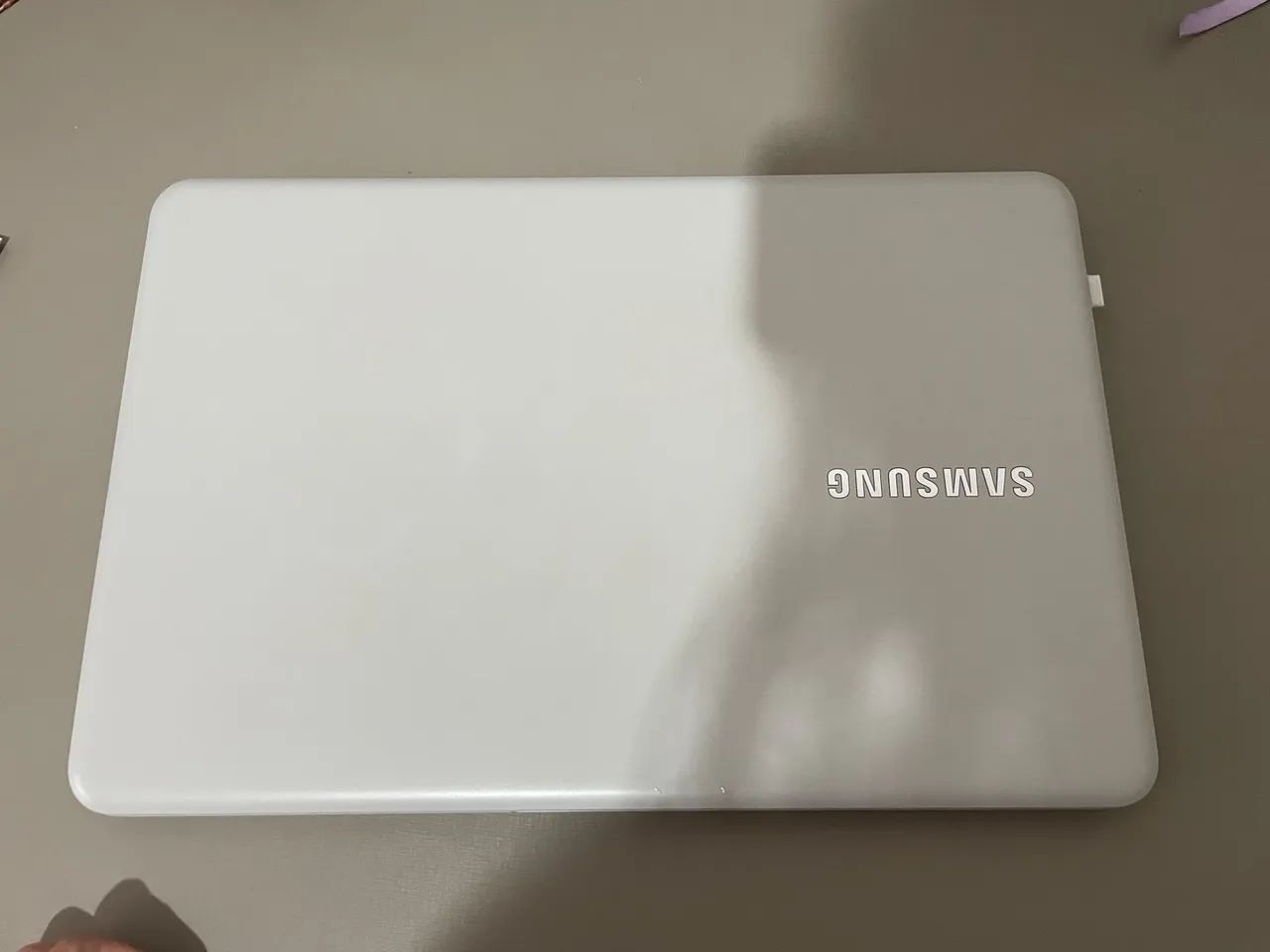 NOTEBOOK ESSENTIALS E30  - Foto 4