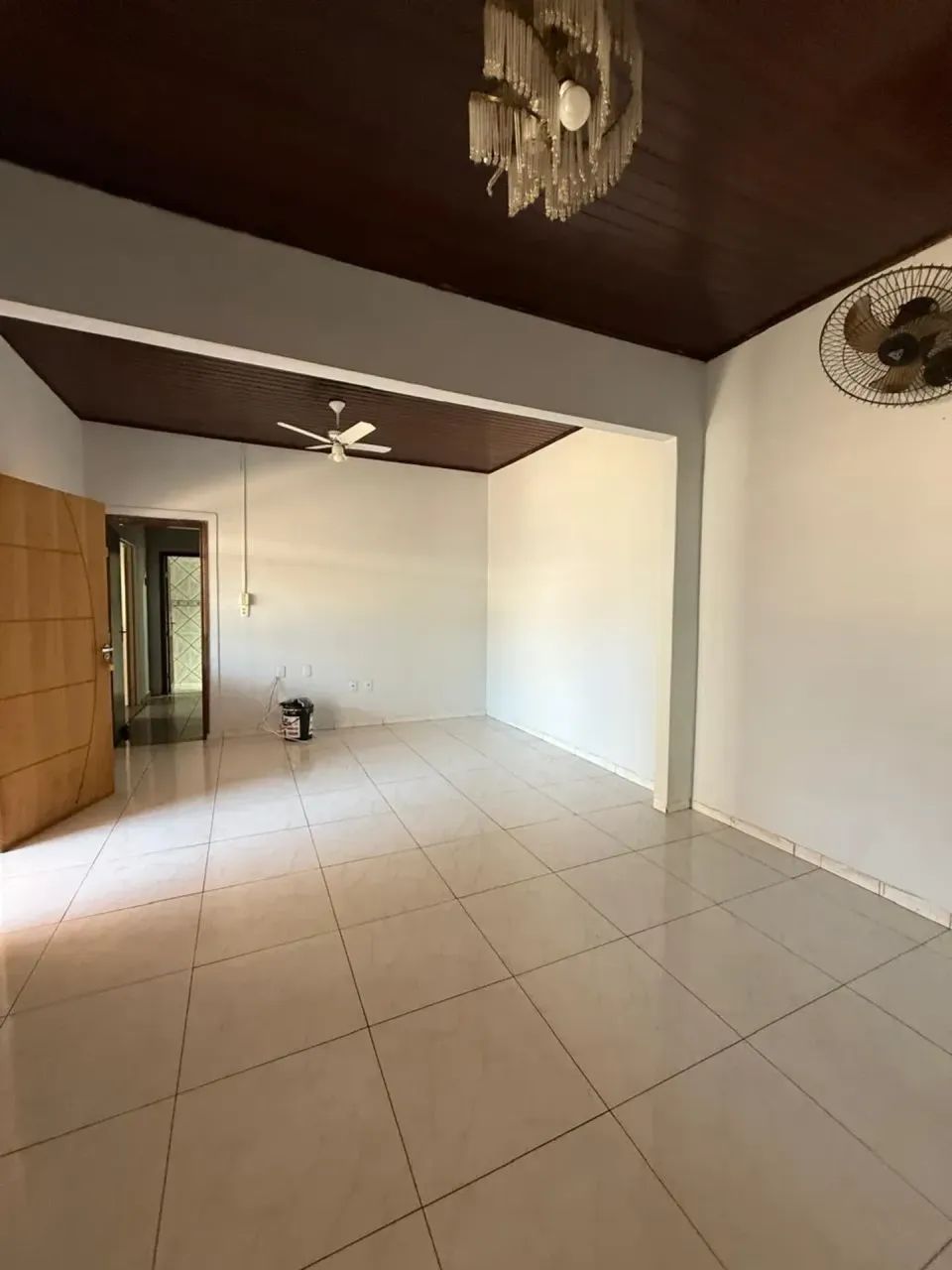 Casa grande no centro com suíte - Foto 4