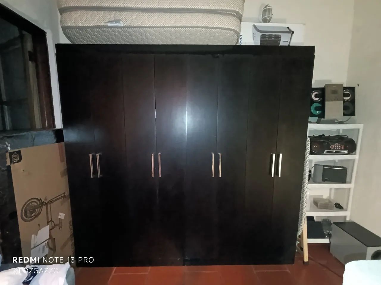 Guarda roupa 8 portas 