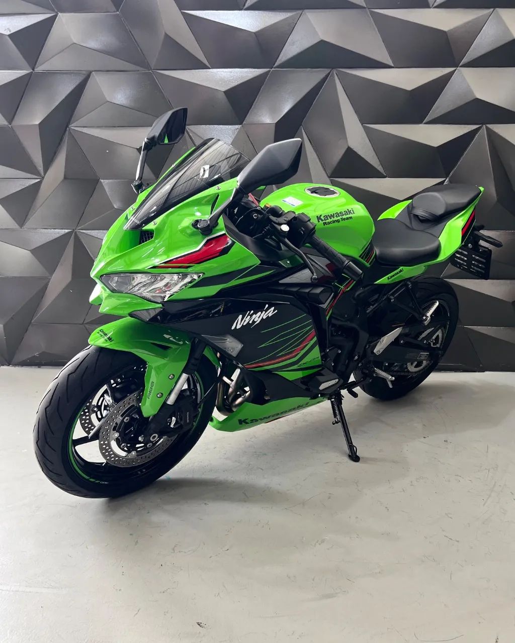 Kawasaki Zx-4r 2024 - 1480311880 | OLX
