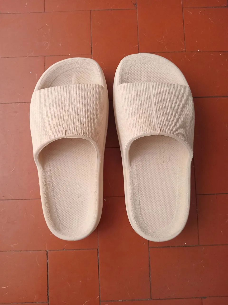CHINELO NOVO OFF WHITE, PLATAFORMA TRIPLA, N? 34 - Foto 2