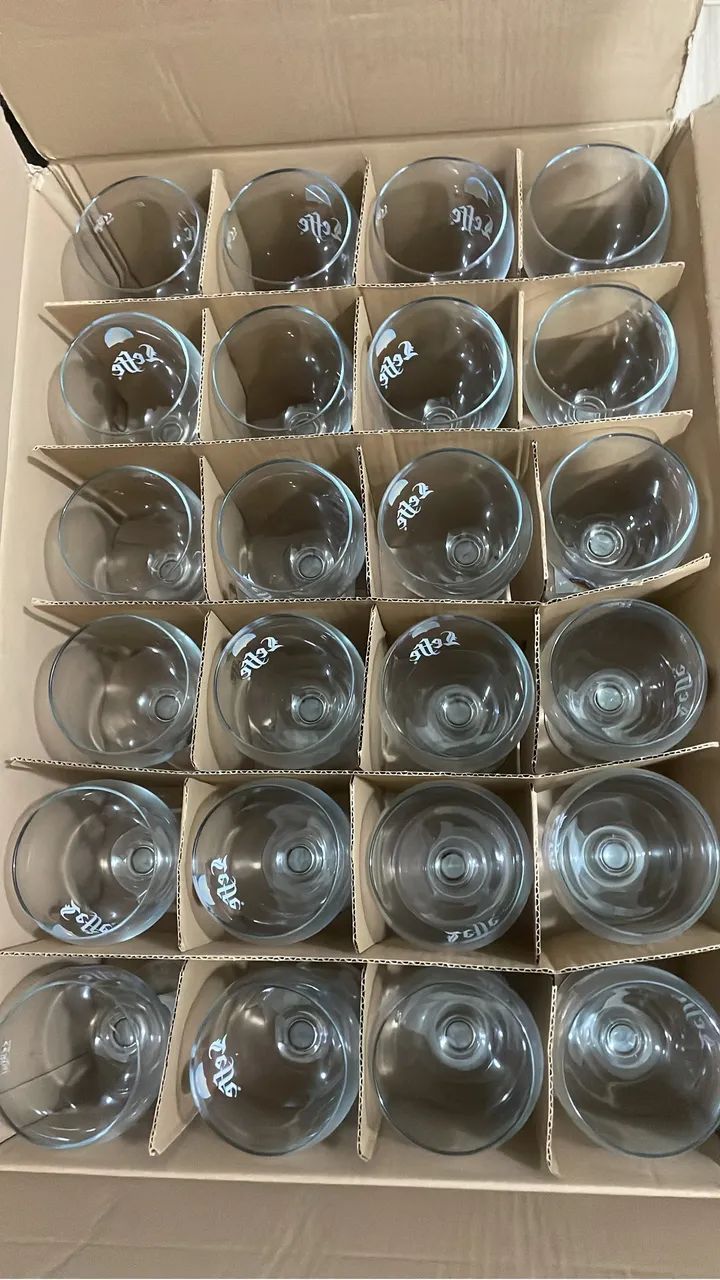 Caixa com 24 Taça 