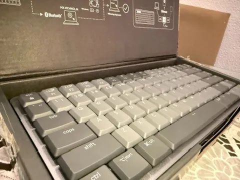 Teclado Mecanico Logitech MX Mechanical Mini - NOVO - Foto 4