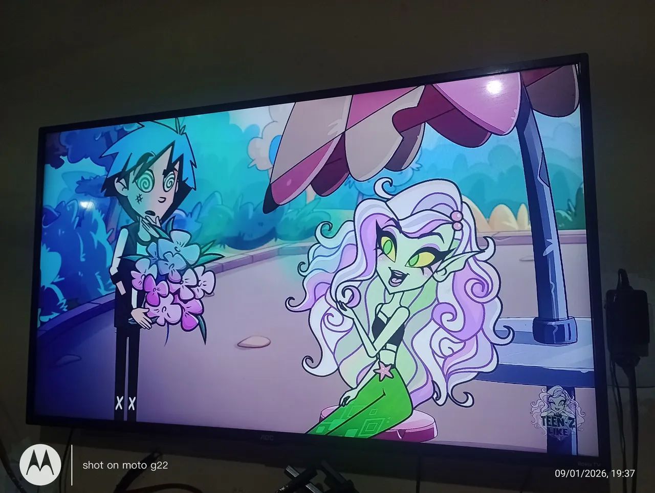 Tv 43 AOC Roku smart  - Foto 2