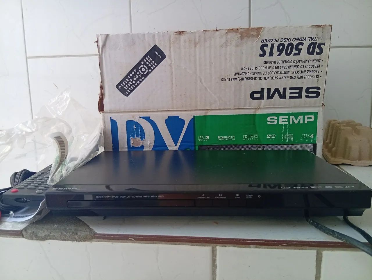 Dvd player novo na caixa  - Foto 2
