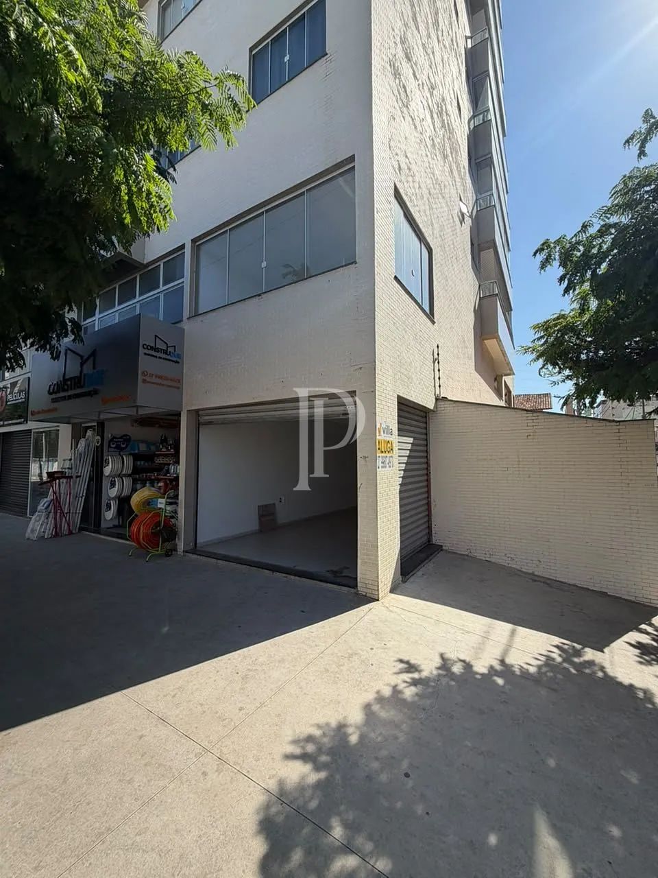 Vila Velha - Loja comercial - Jockey de Itaparica
