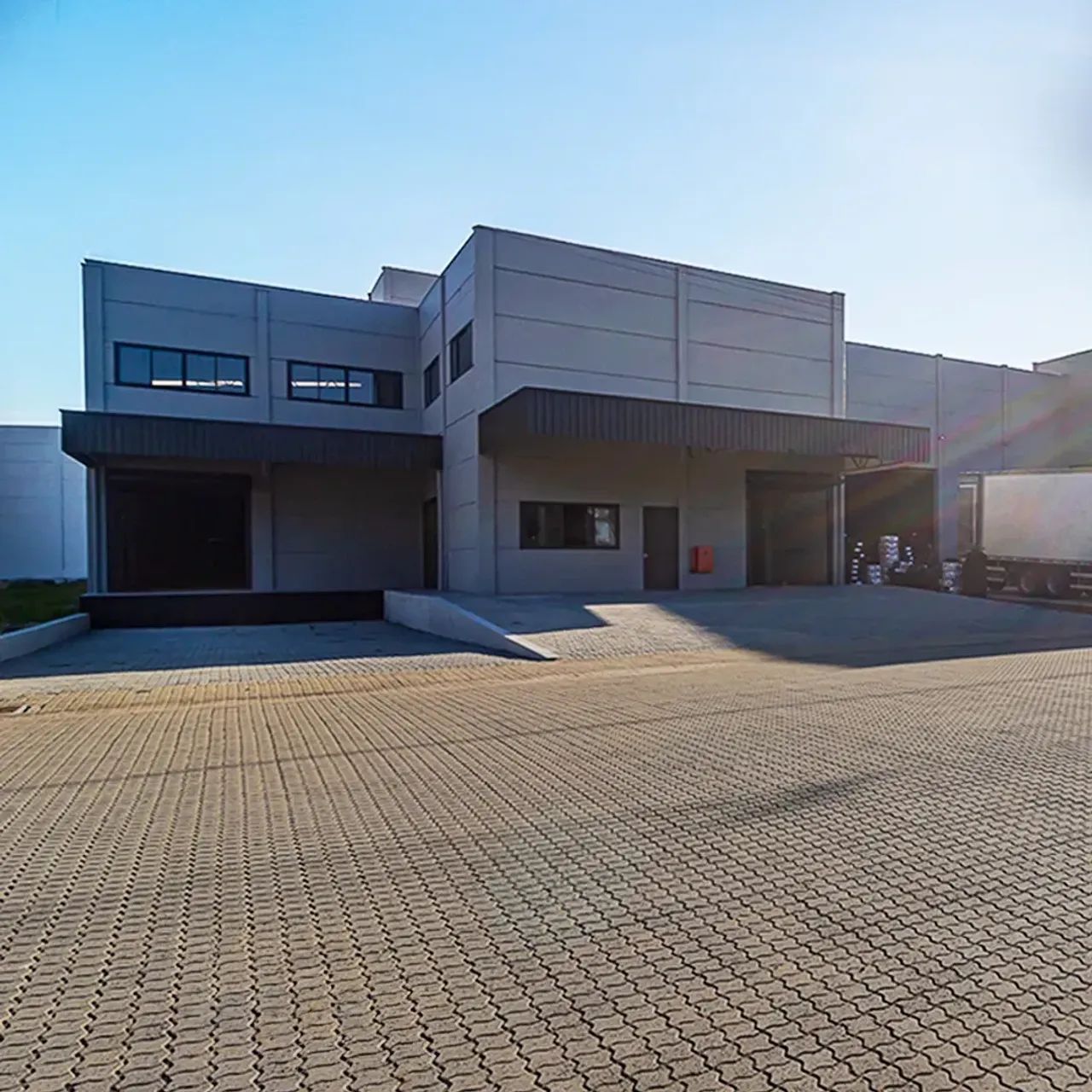 Imóvel para aluguel possui 1689 metros quadrados em Alto Pereque - Porto Belo - SC