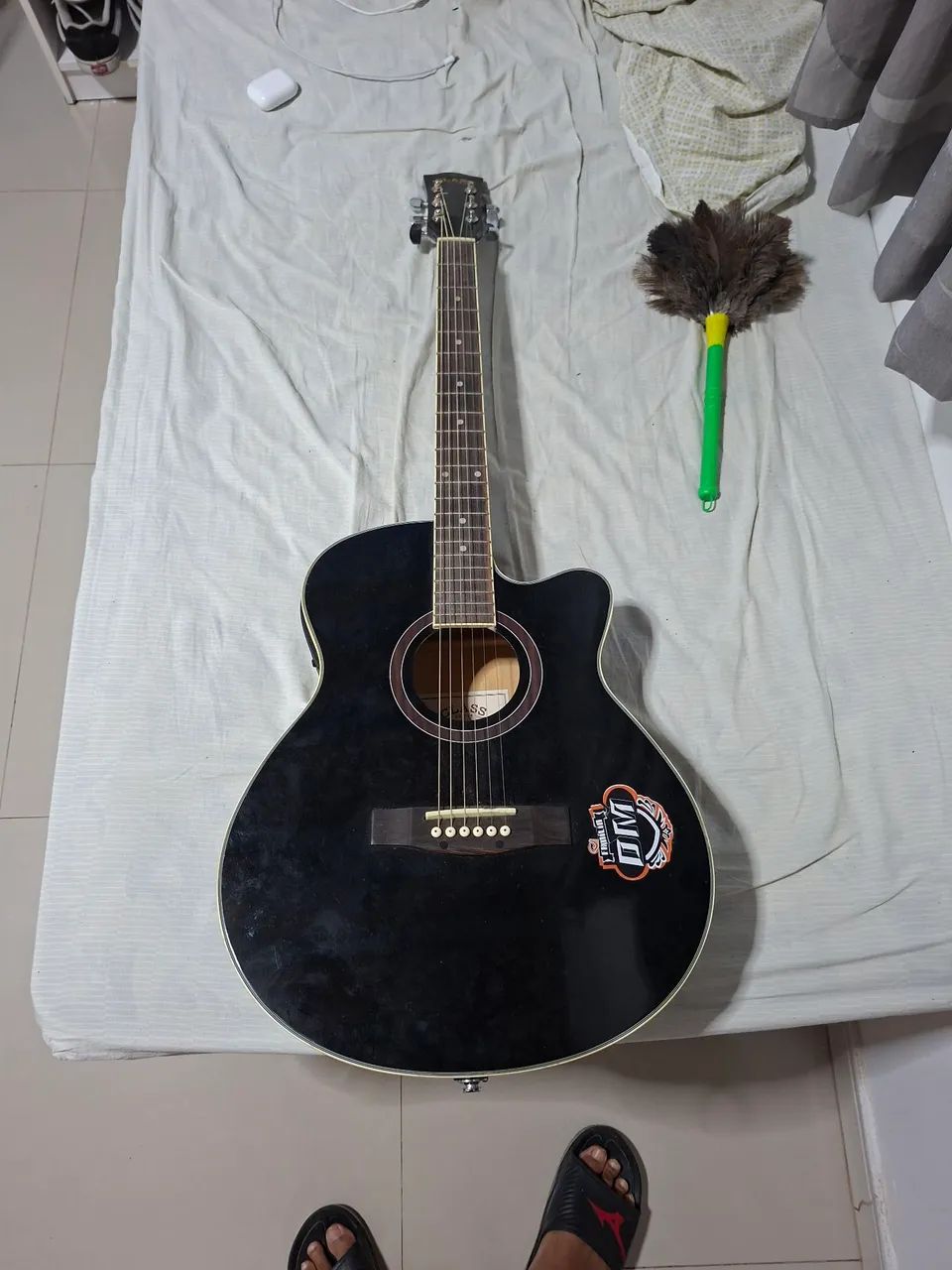 Violão clássico guitar com cordas novas e uma capa de proteção  - Foto 4