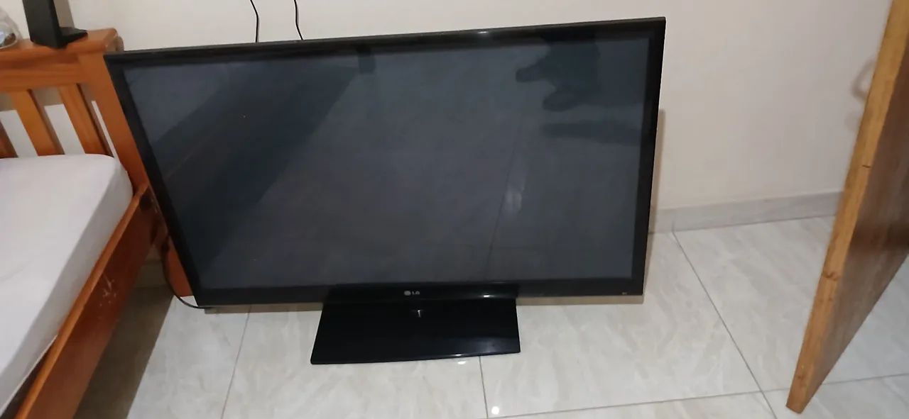 Tv lg 50 polegadas, leia a descrição!! - Foto 2