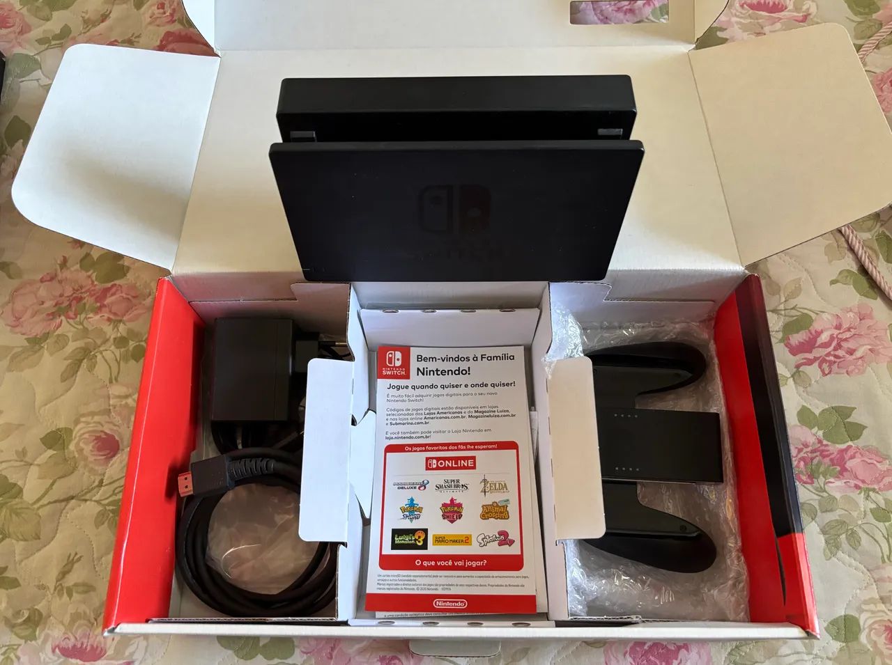 Console Nintendo Switch modelo V2 pouco usado com 32gb, possui caixa e etc  - Foto 4