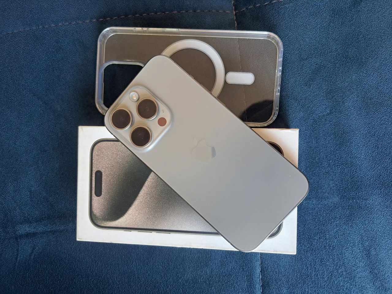 IPHONE 15 Pro  - Foto 3