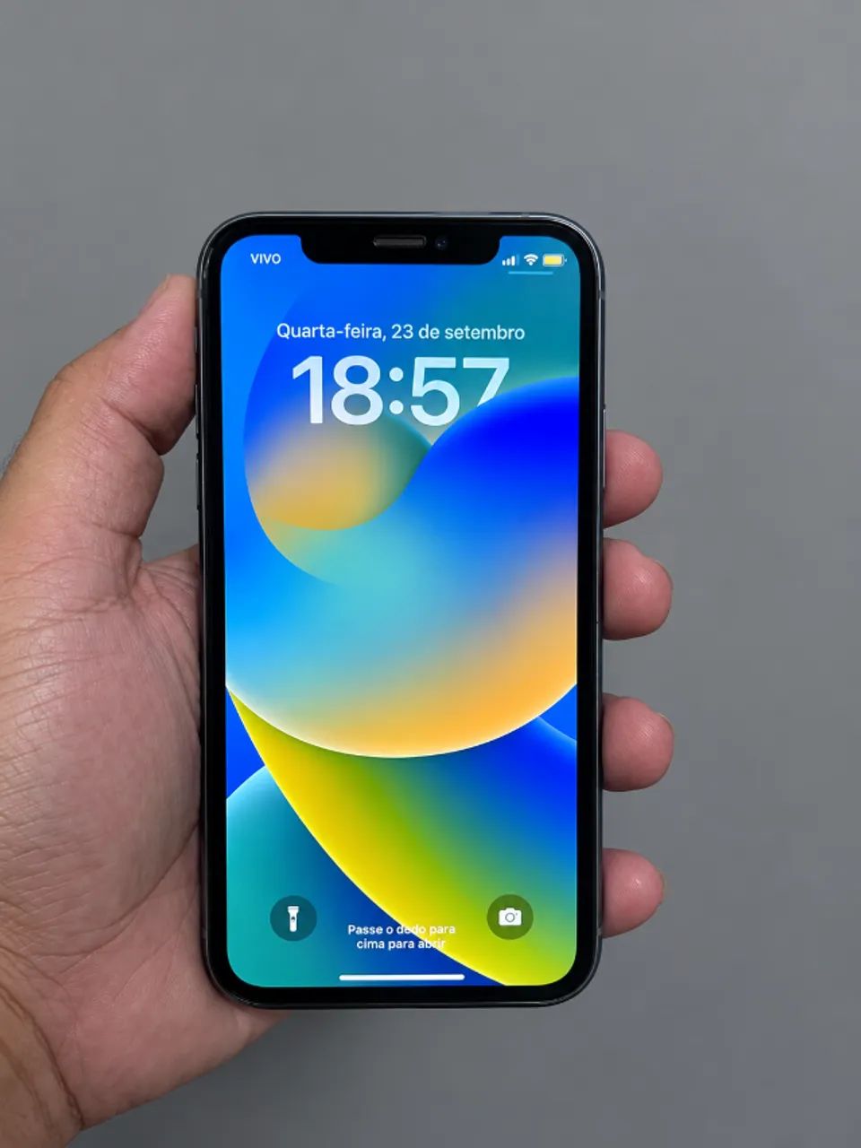 iPhone 11 - 128