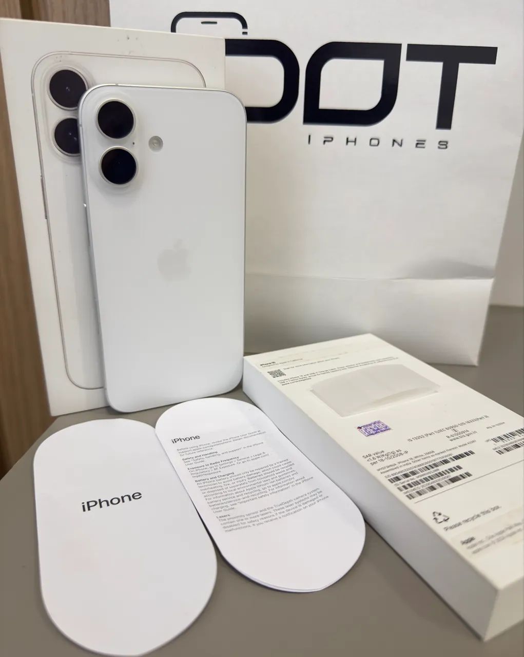 iPhone 16 256GB