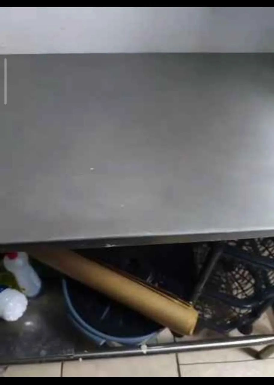 LER DESCRIÇÃO COMPLETA -mesa  aço 