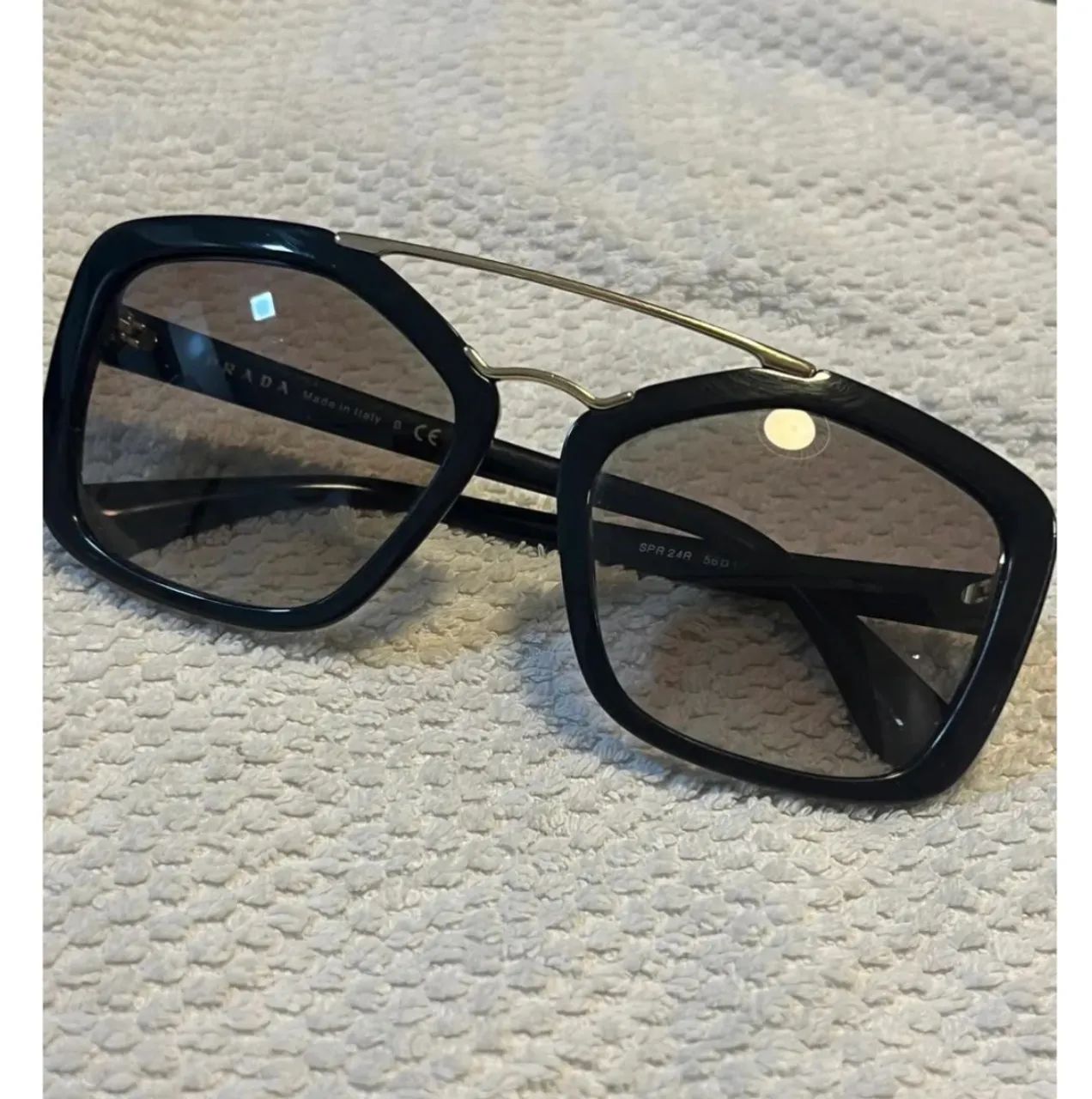 Óculos solar PRADA