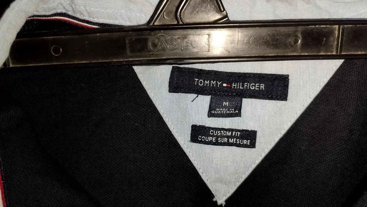 Polo Tommy Hilfiger Tamanho M Original  - Foto 4