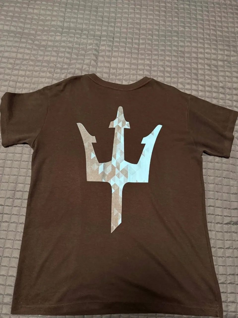 Camiseta Osklen Preta Tamanho M - Foto 2