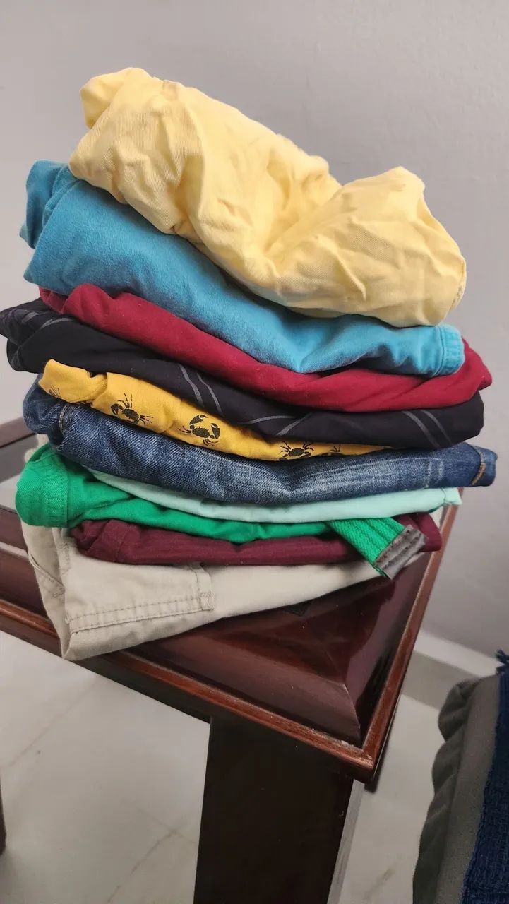 Bermudas n42 usada bem conservada 
