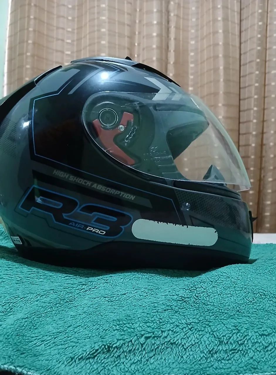 Capacete