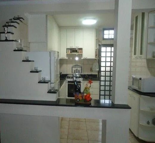 Casa à venda em Piracicaba, Jardim Petrópolis, com 3 quartos, com 176.28 m² - Foto 4