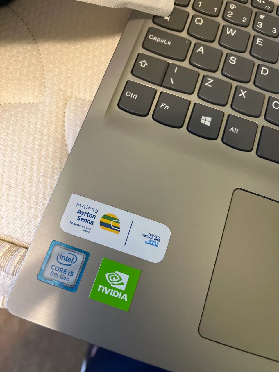 Notebook i5 ideapad com placa de vídeo - Foto 5
