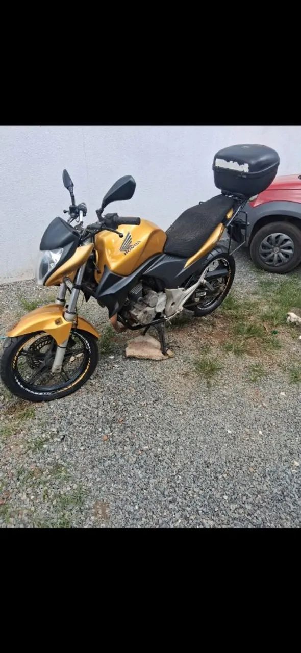 Cb 300