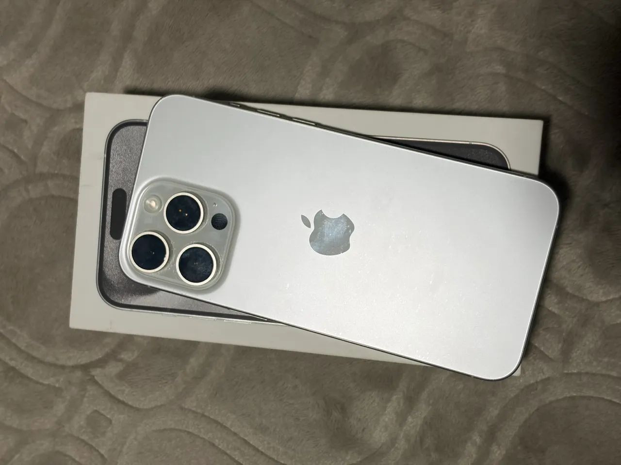 Iphone 15 pro max - Foto 3