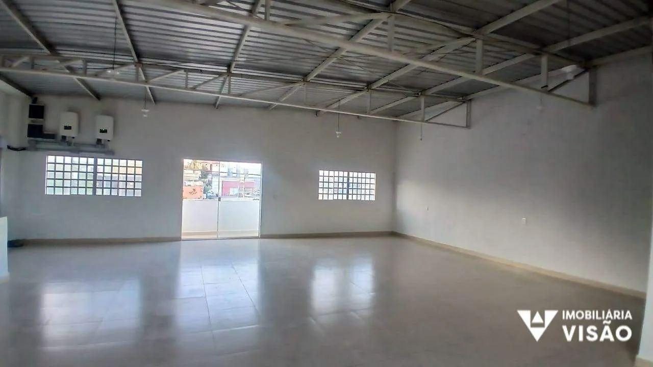 PONTO COMERCIAL COM 02 BANHEIROS E 02 SALAS COM DIVISÓRIAS NO CENTRO - Foto 2