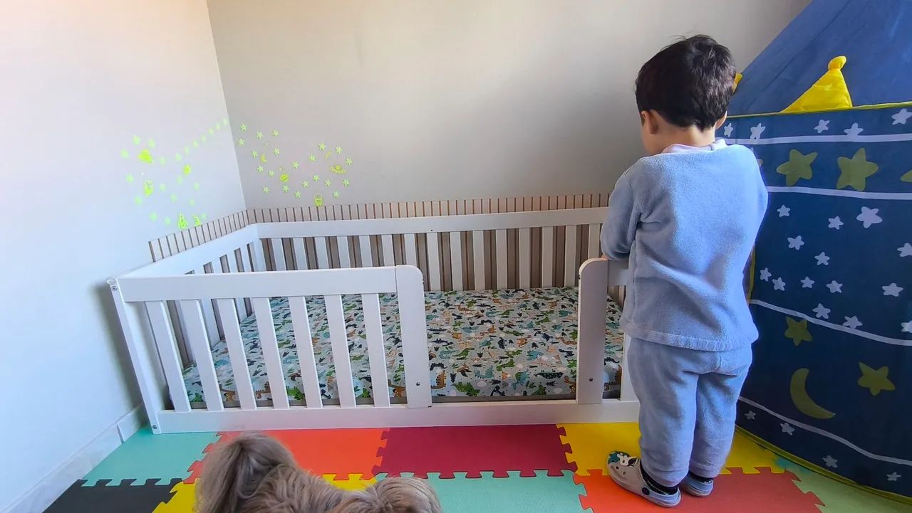 Mini cama Montessoriana com colchão 