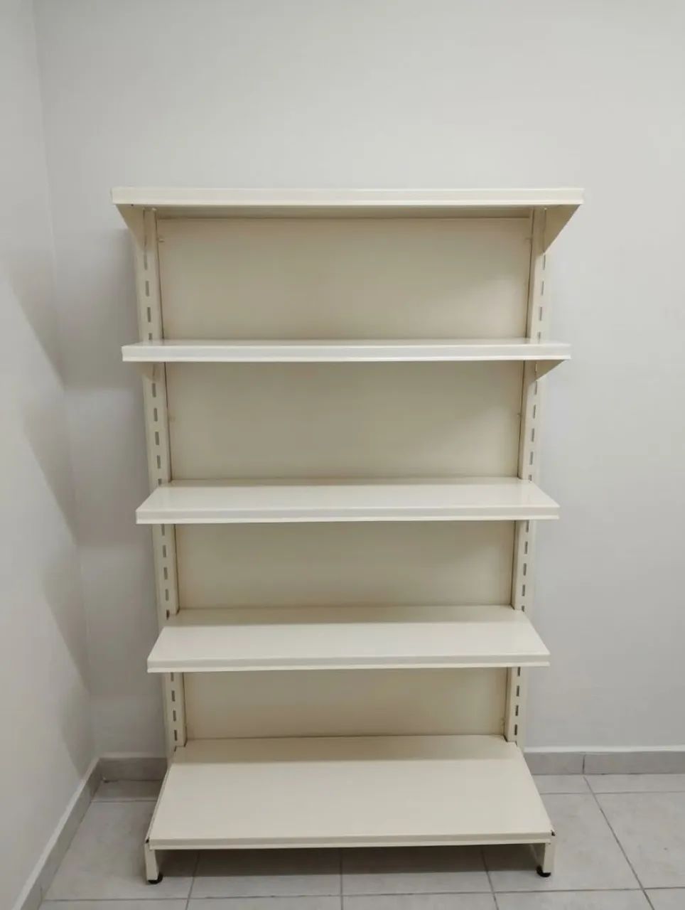 Prateleira aço 4 réguas 