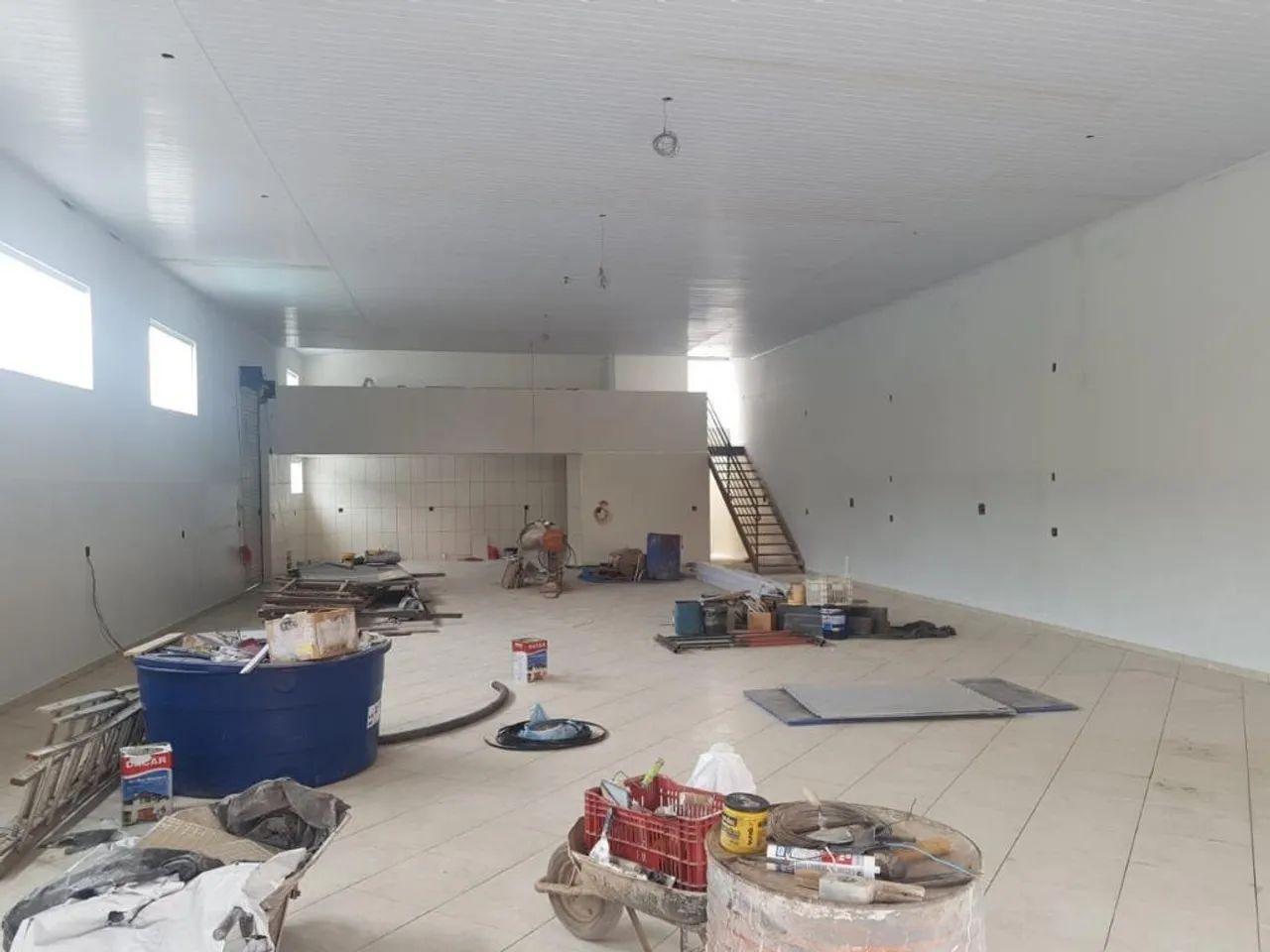 Galpão Comercial para Aluguel com 250 m² em Marília, SP - Foto 4