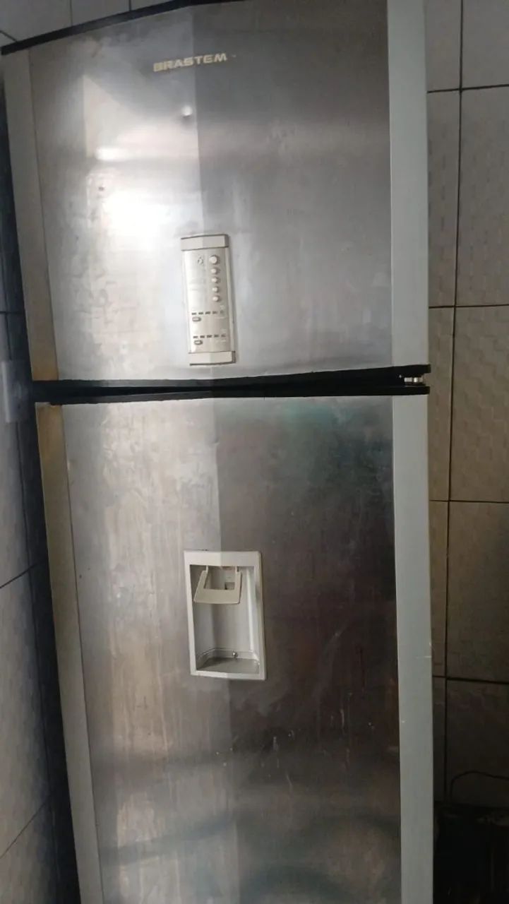 Vende - se 2  GELADEIRAS  - Foto 2