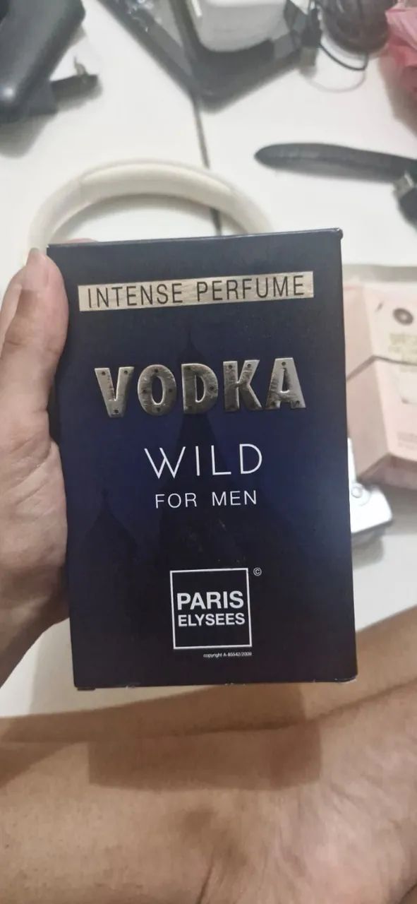 Frascos de perfumes importados- 5 reais cada - Foto 4
