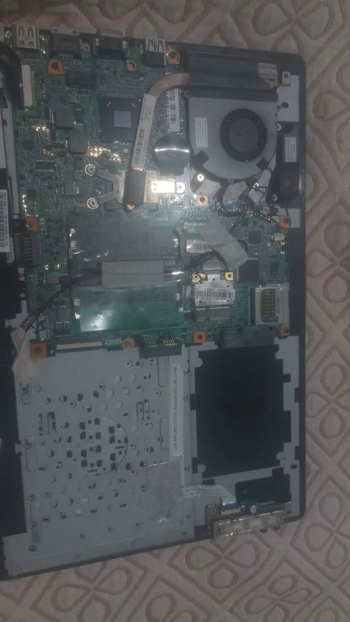 Placa mãe danificada